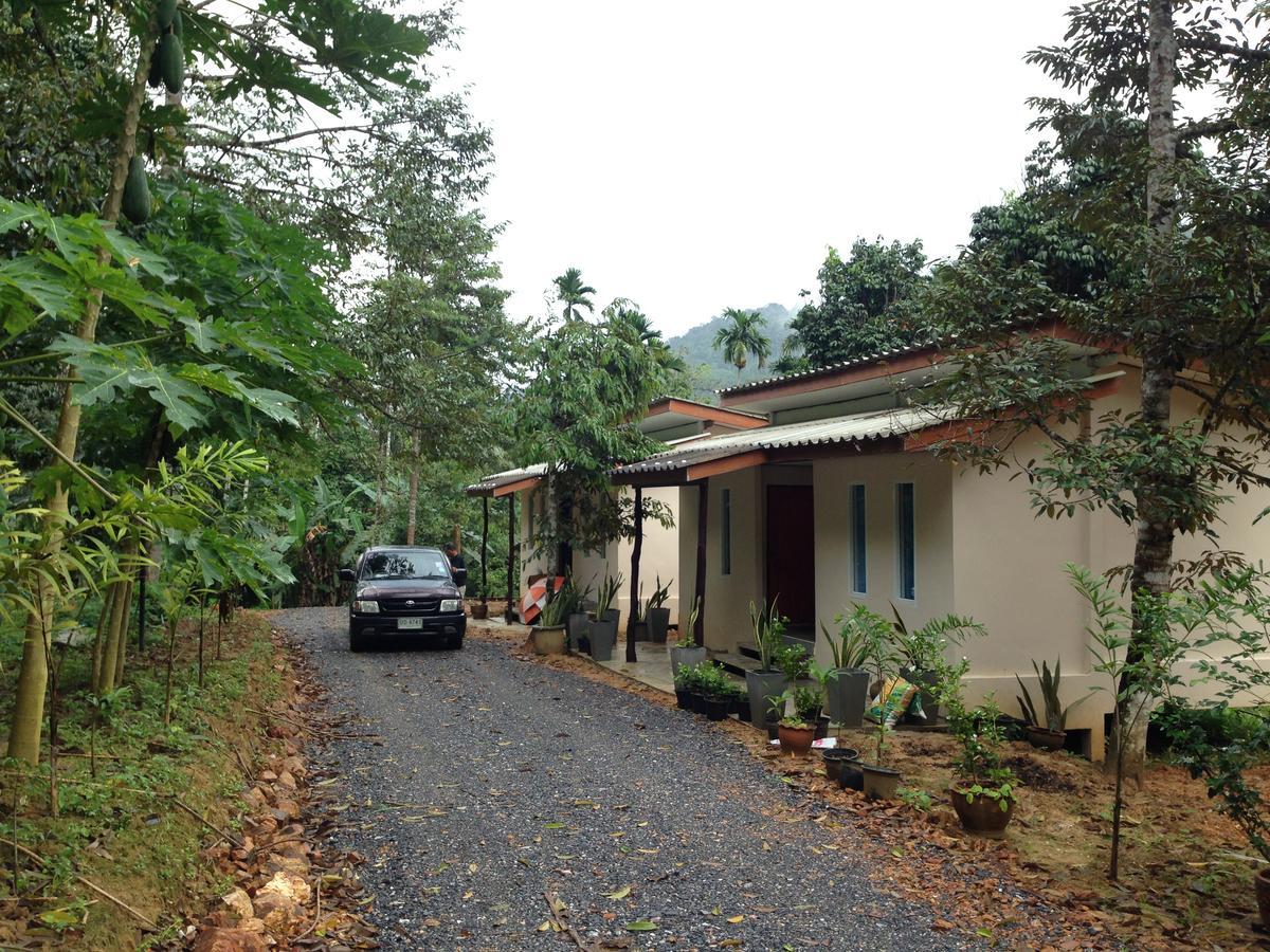 Baan Suan Tondin Hotel Satun Exterior foto